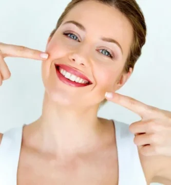 Desucbramos si es es bueno usar irrigador bucal hablando de sus beneficios y precauciones al usarlo